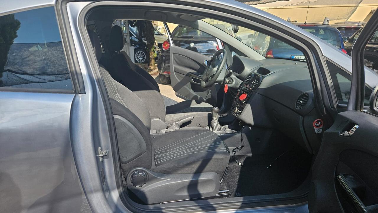 Opel Corsa 1.2 80CV 3 porte GPL-TECH Club