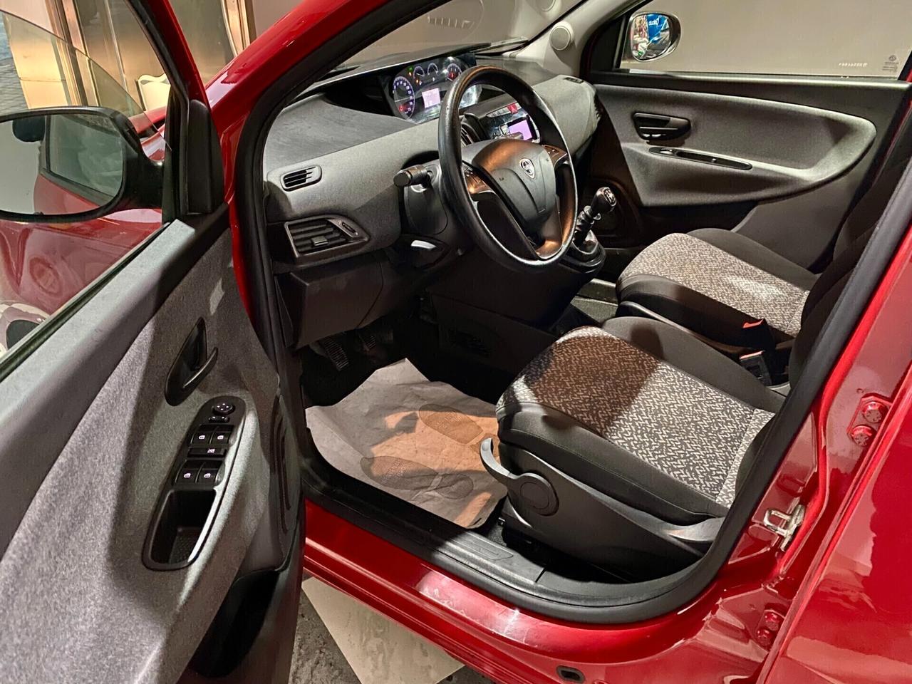 Lancia Ypsilon 1.0 FireFly 5 porte S&S Hybrid-2021