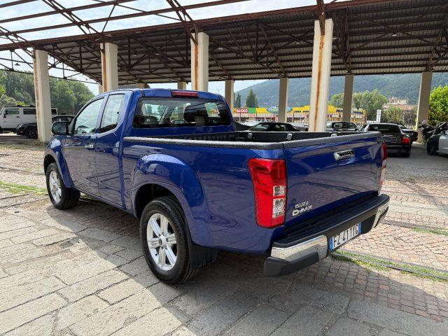ISUZU D-Max 1.9 Crew Cab Solar Plus A/T 4WD Clima