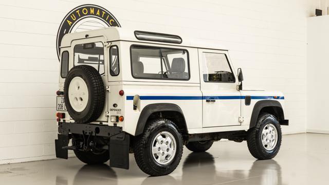LAND ROVER Defender Td5 SW County**VEICOLO IN CONTO VENDITA**UNIPRO