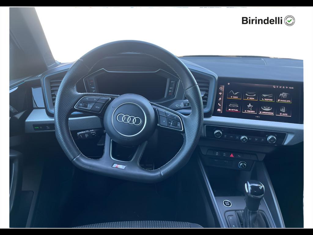 AUDI A1 2ª serie - A1 allstreet 30 TFSI S tronic Identity Contrast