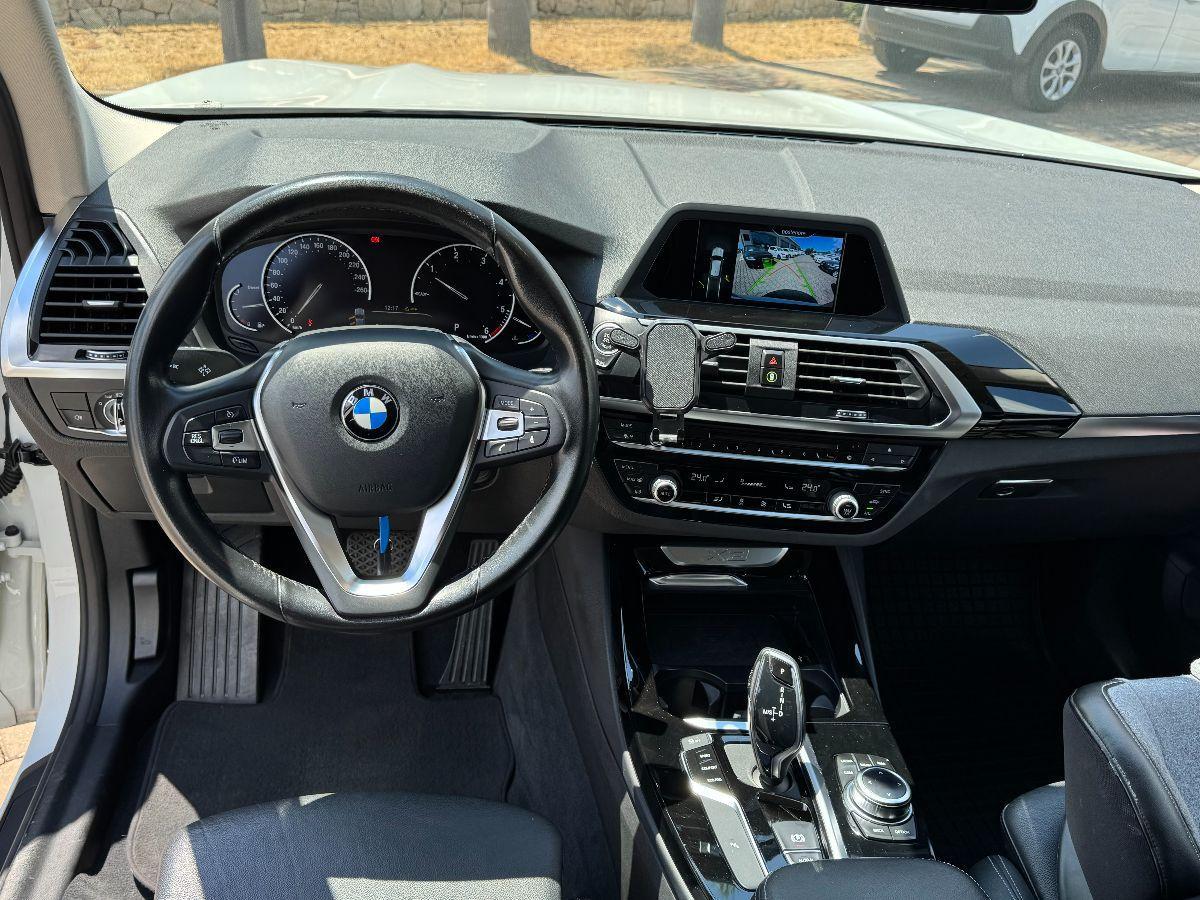 BMW X3 sDrive18d Luxury Tetto Pelle Cerchi 19