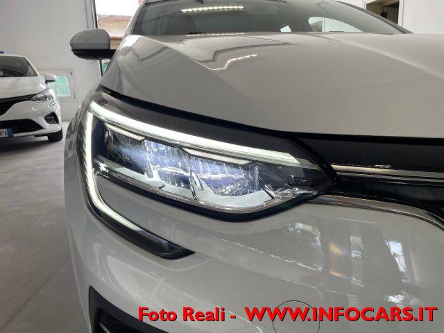 RENAULT Megane Sporter Blue dCi 115 CV Business AUTOCARRO N1