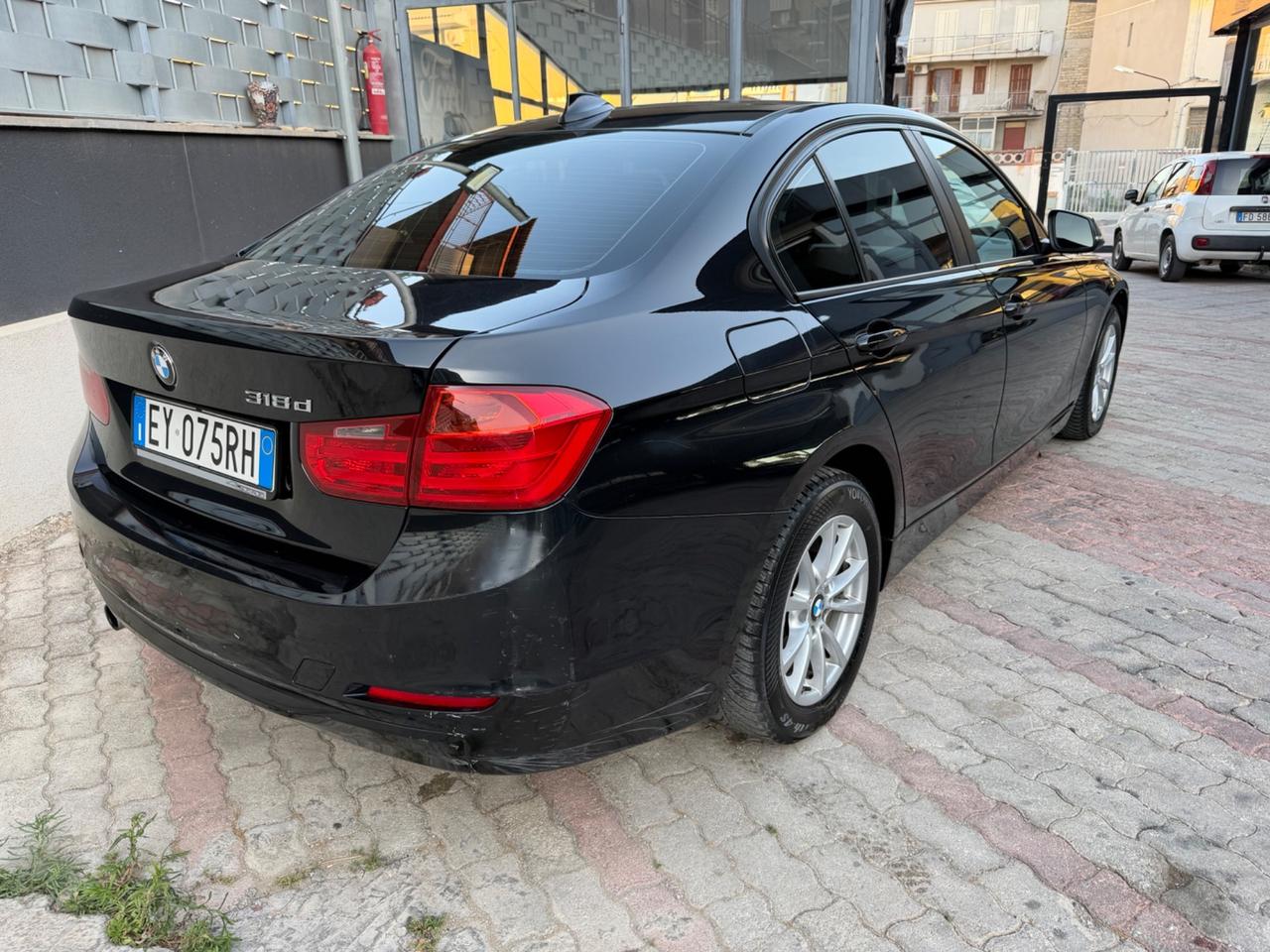 Bmw 318 d 143 CV Modern Cambio Autom 2015