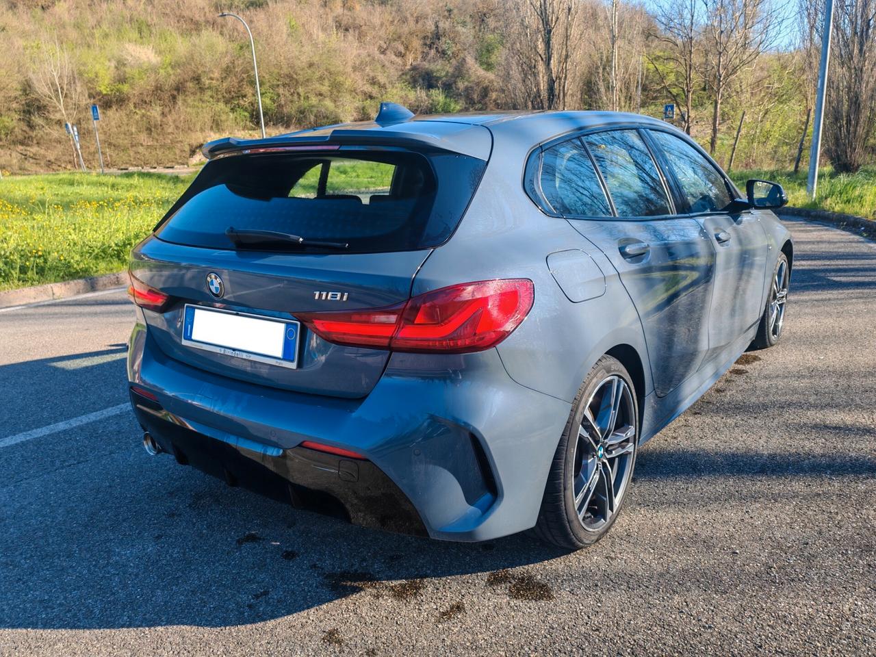 Bmw 118i 5p. Msport Incidentata