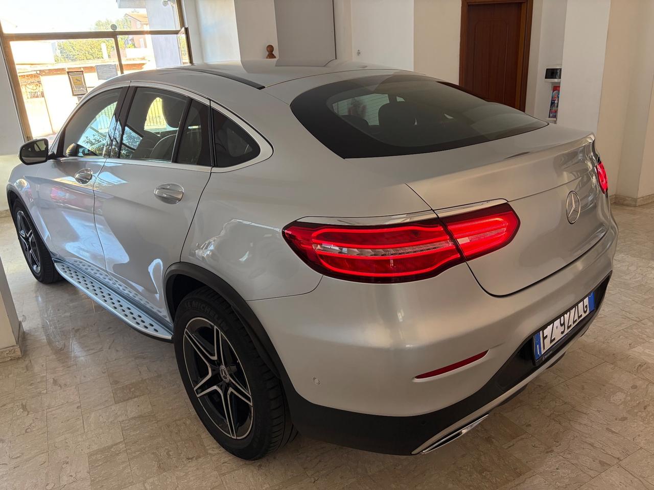 MERCEDES GLC 250 D PREMIUM 4 MATIC AUTO