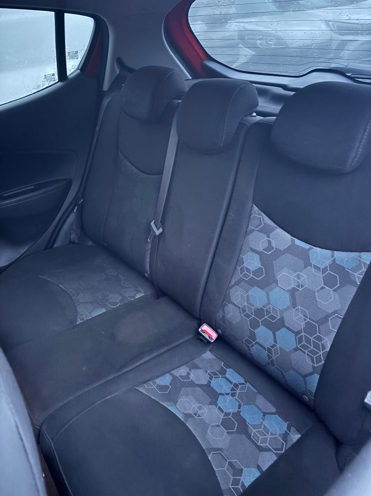 Opel Karl Rocks 1.0 73 CV GPL