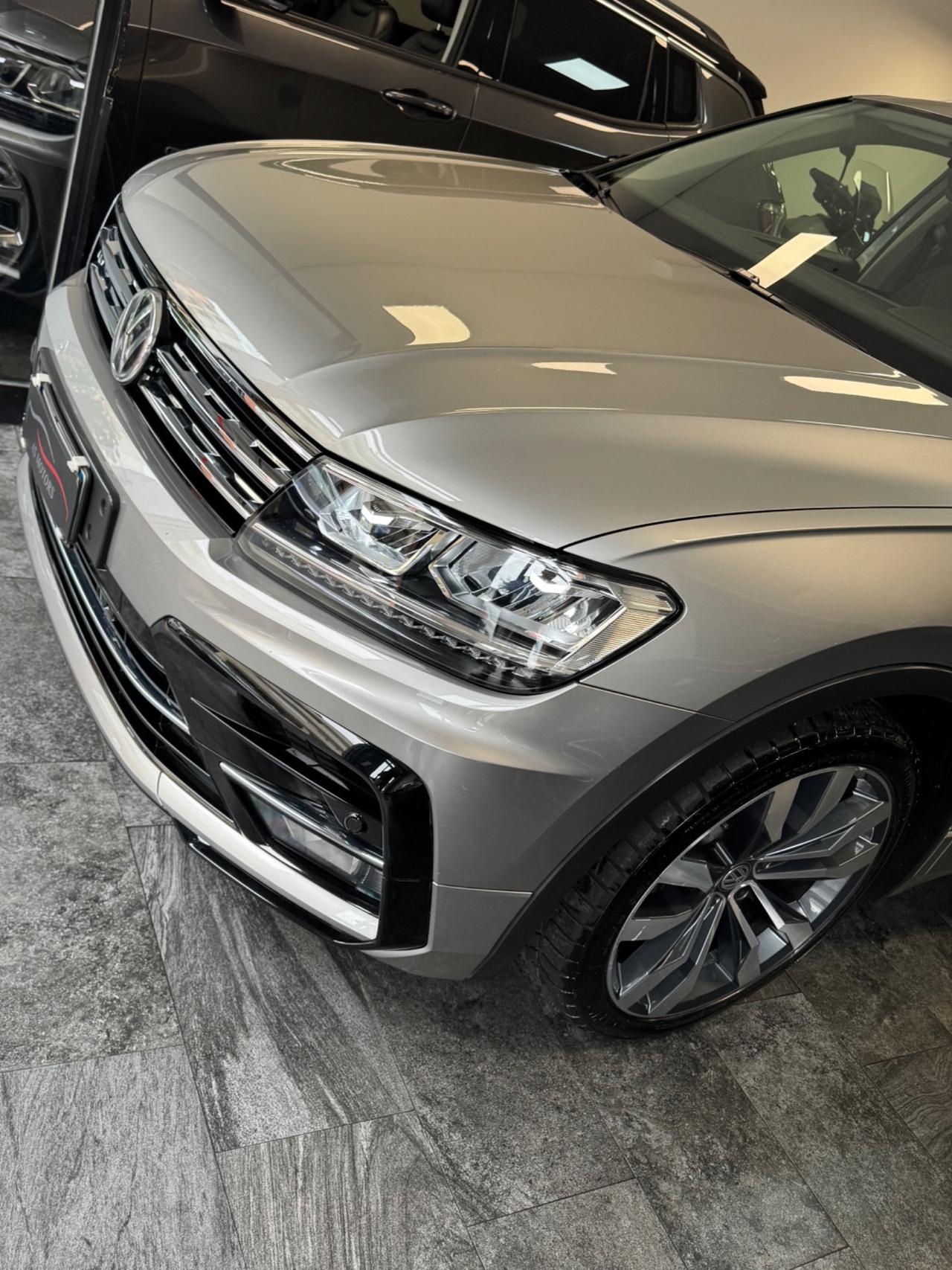 VW Tiguan 2.0 TDI 150 CV R-LINE FINANZIABILE