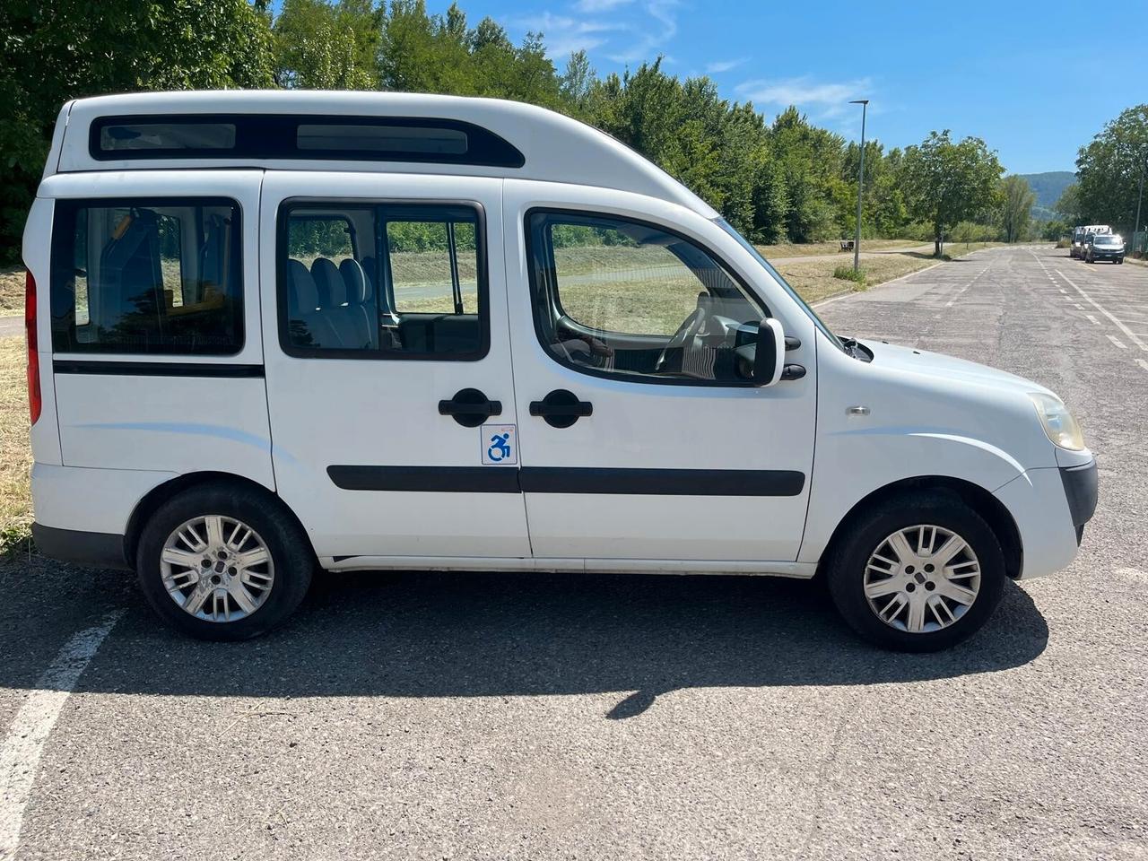 Fiat Doblo 1.3 MJT trasporto disabili - 2009