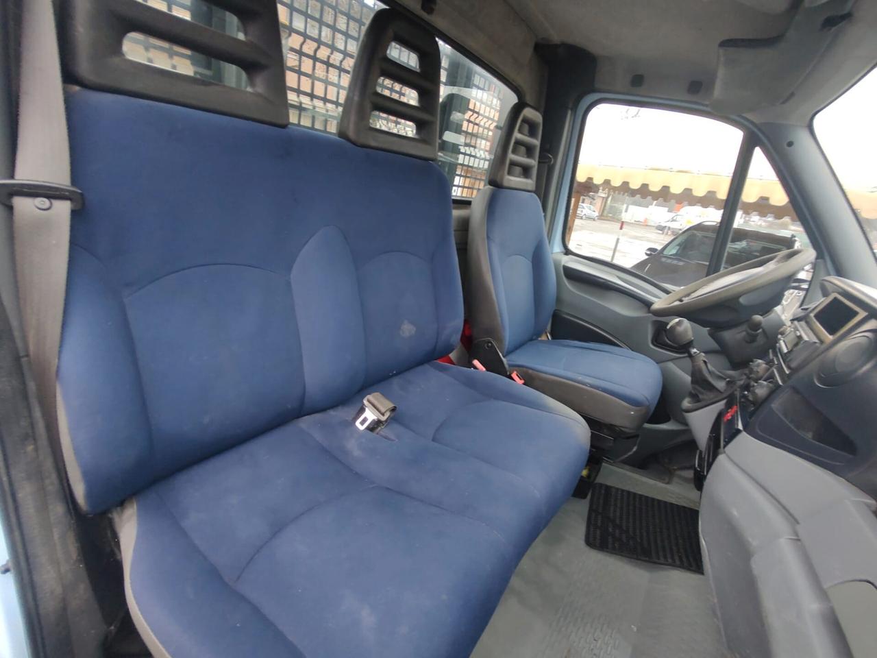 Iveco Daily RIBALTABILE TRILATERALE, SCATTOLINI SCIV 35c12 2.3jtd OK NEOPATENTATI.
