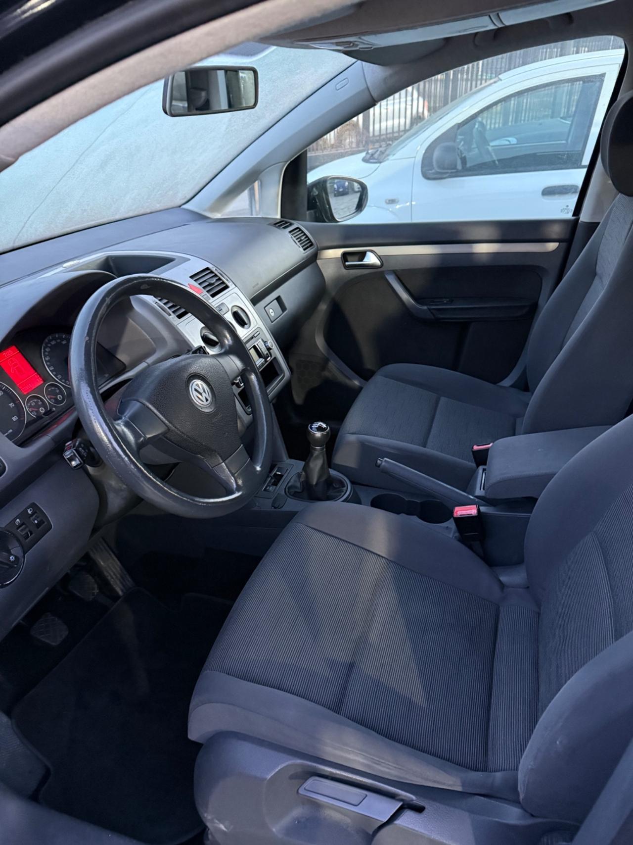 Volkswagen Touran 1.4 16V TSI 150CV 7posti Trendline Ecofuel