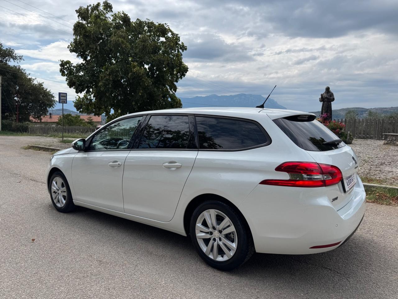 Peugeot 308 BlueHDi 130 S&S SW Business