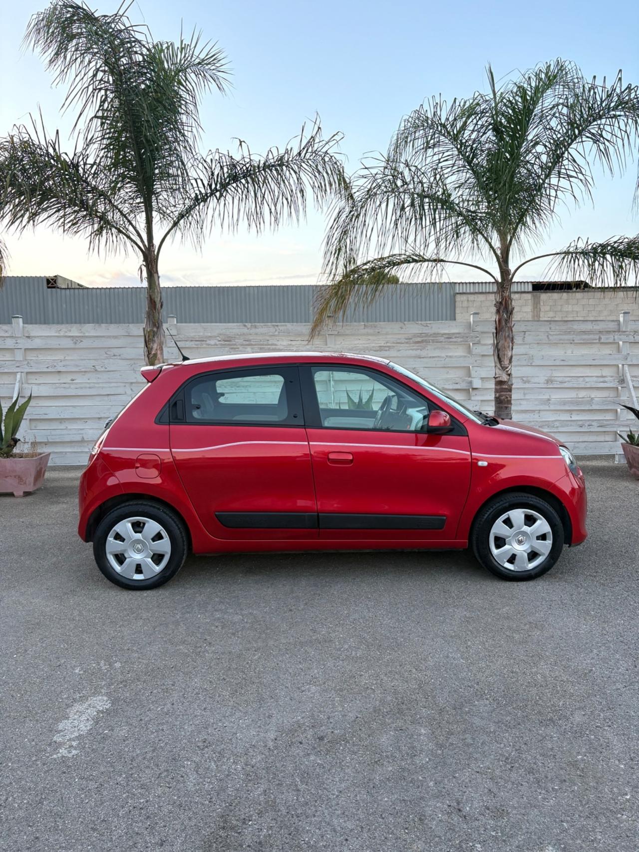 Renault Twingo pari al nuovo 1.0 benzina 125.000 km