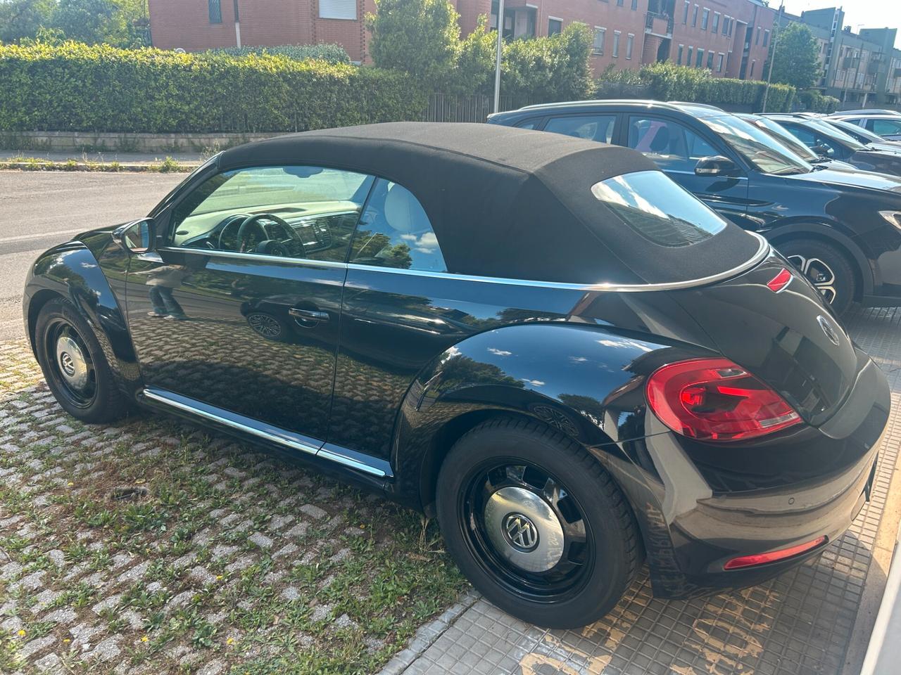 Volkswagen Maggiolino 1.2 pelle-navi-led