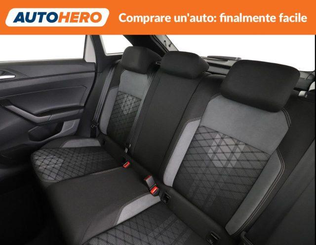 VOLKSWAGEN Taigo 1.0 TSI 110 CV R-Line