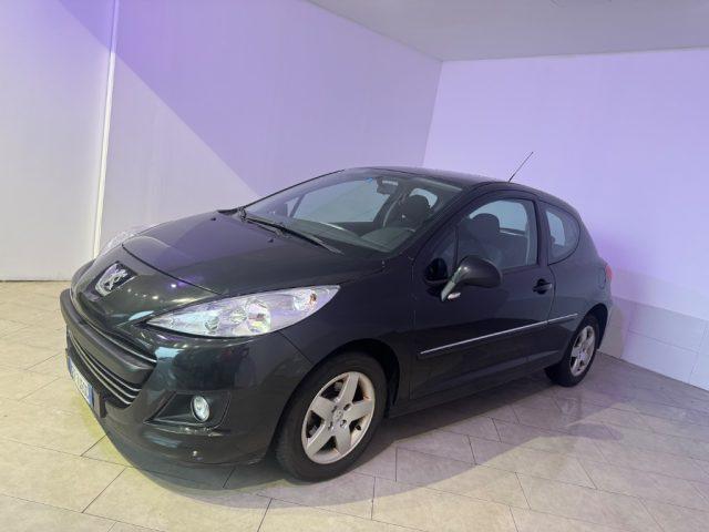 PEUGEOT 207 1.4 8V 75CV 3p. Special Edition