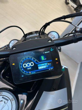 Benda Motorcycles LFC 700