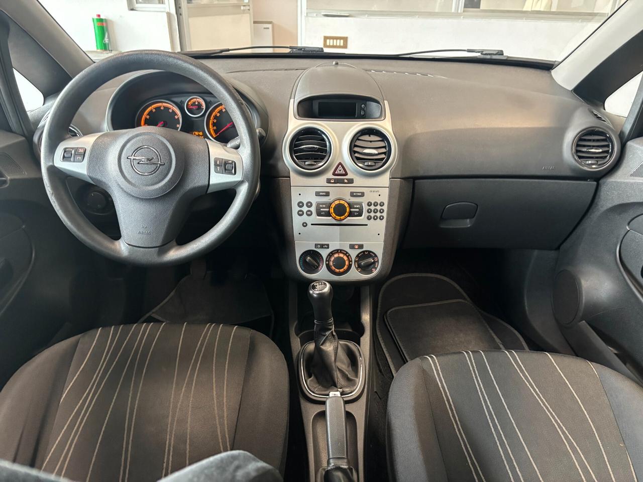 Opel Corsa 3p 1.2 Club*NEOPATENTATI