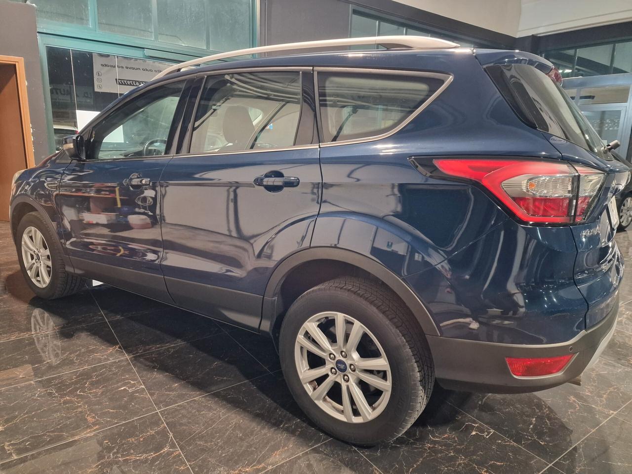 Ford Kuga 1.5 TDCI 120 CV S&S 2WD ST-Line Business