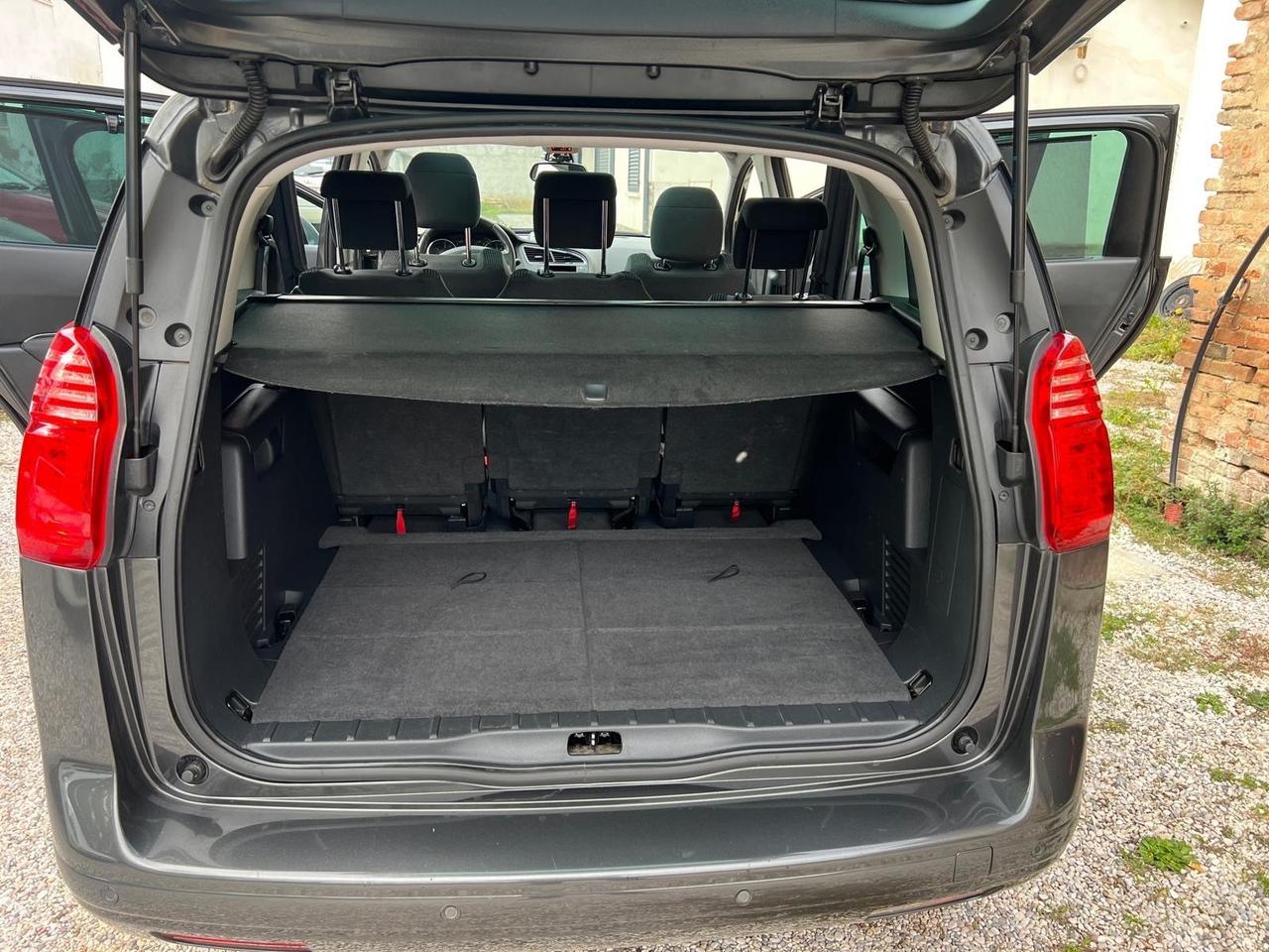 Peugeot 5008 BlueHDi 120 S&S Allure