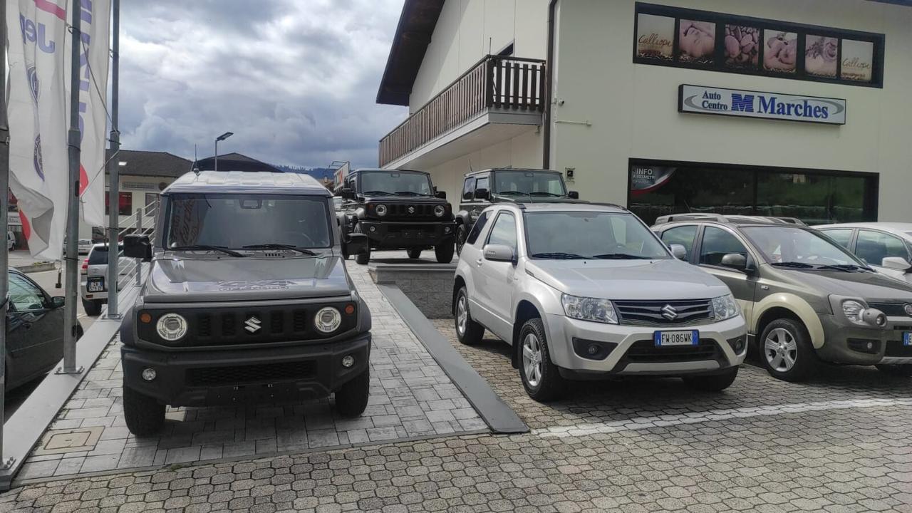 SUZUKI JIMNY TOP 1.5 BENZINA 4 POSTI GANCIO TRAINO