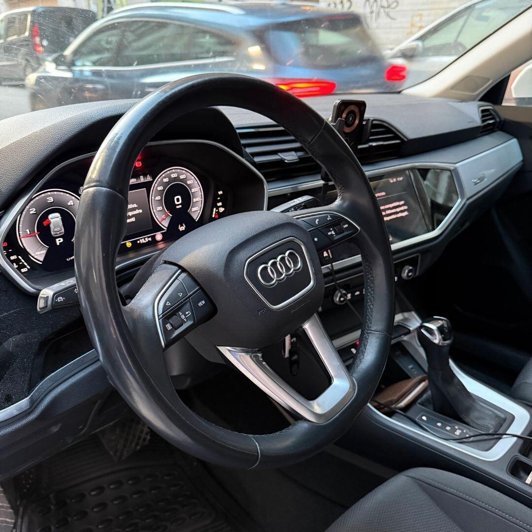 Audi Q3 35 TDI S tronic Business Advanced