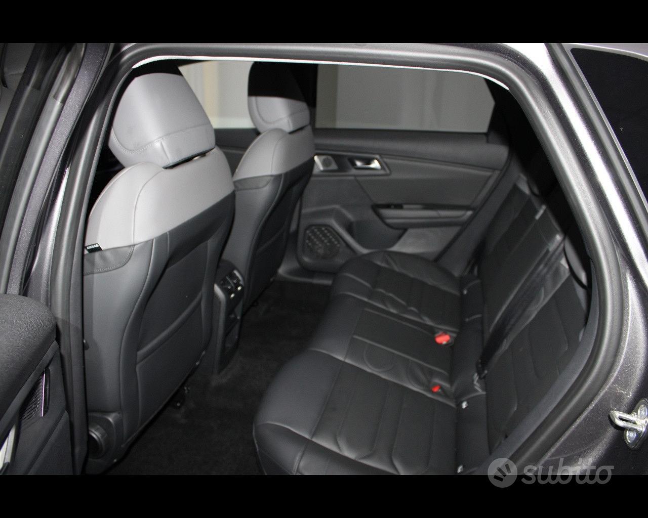 CITROEN C5 X - C5 X Hybrid 136 e-DCS6 Plus