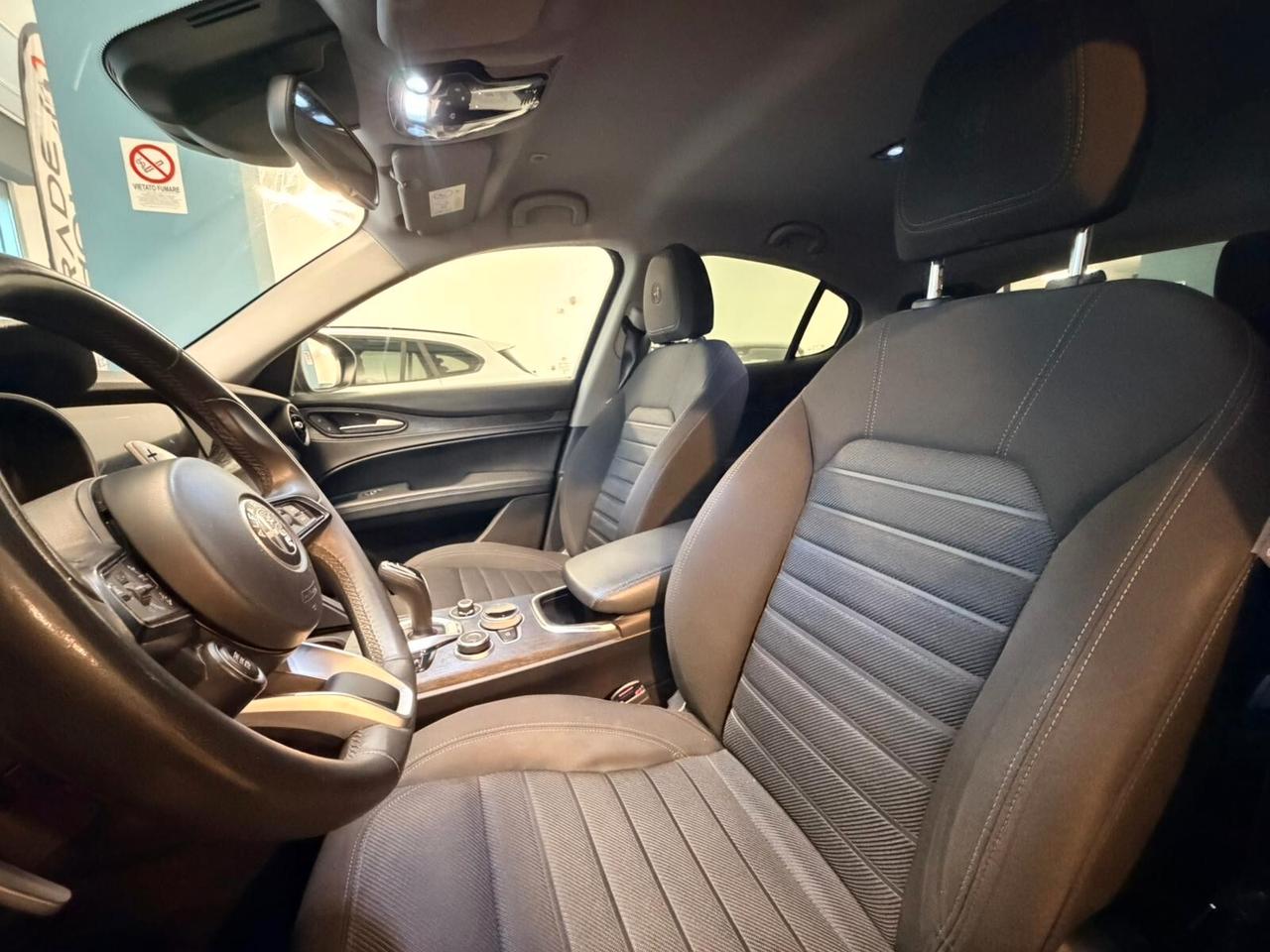 Alfa Romeo Stelvio 2.2 Turbodiesel 160 CV AT8 RWD Business 2021