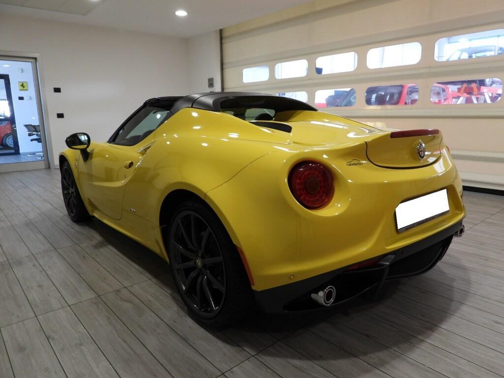 Alfa Romeo 4C Spider 1750 TBi TCT