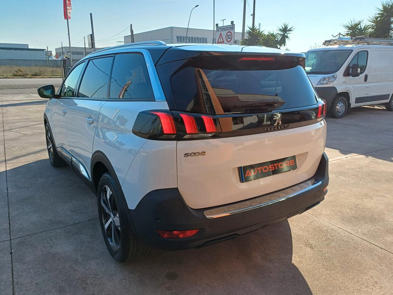 Peugeot 5008 BlueHDi 130 EAT8 Allure