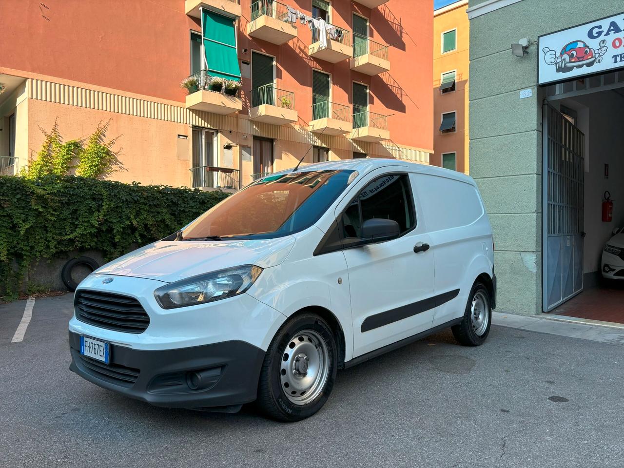 Ford Transit Courier Transit Courier 1.5 TDCi 75CV Van Trend