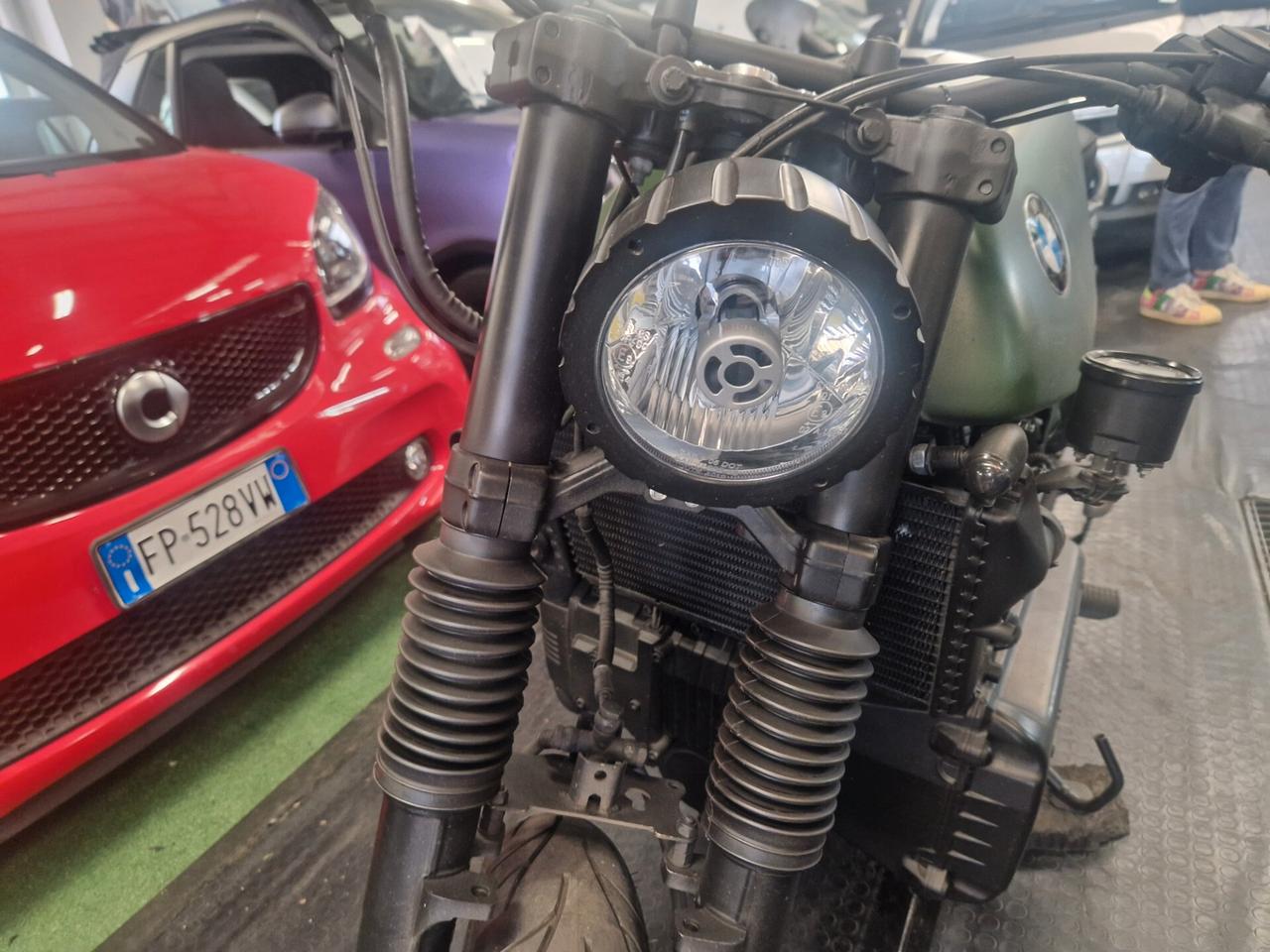 Cafe racer k1100 devastante