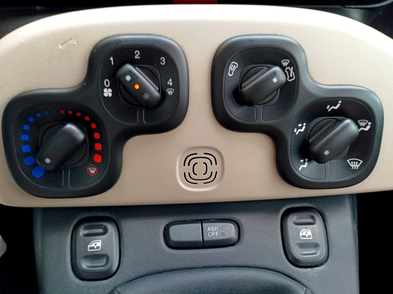 Fiat Panda 0.9 TwinAir Turbo Natural Power Lounge