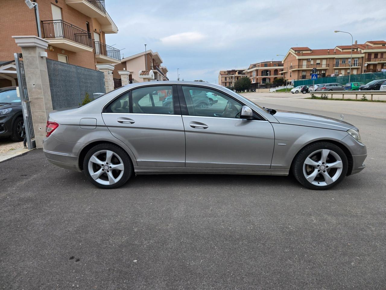 Mercedes-benz C 220