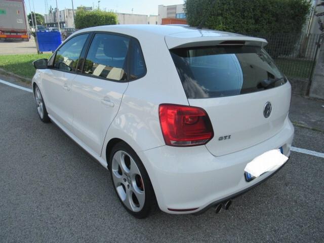 Volkswagen Polo GTI 5p 1.4 tsi 180cv dsg 7