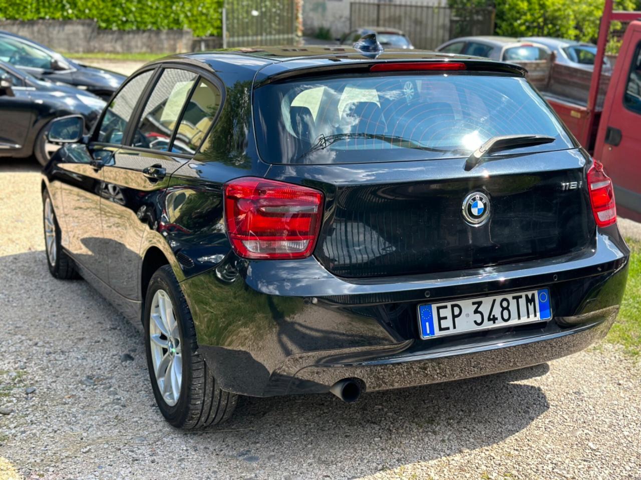 Bmw 116i 5p. UNIQUE KMCERT GARANZ