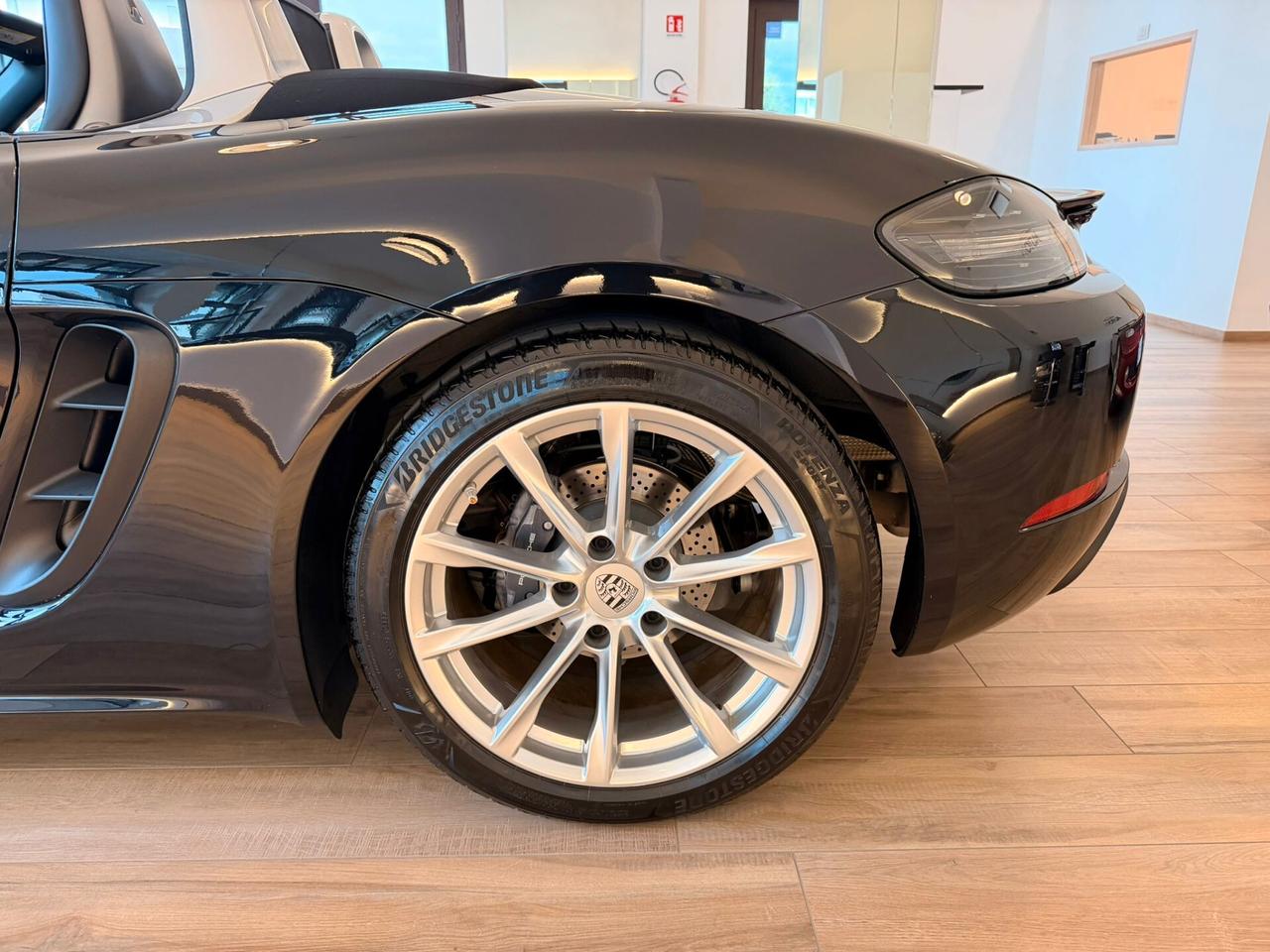 Porsche 718 Spyder Boxster 2.0