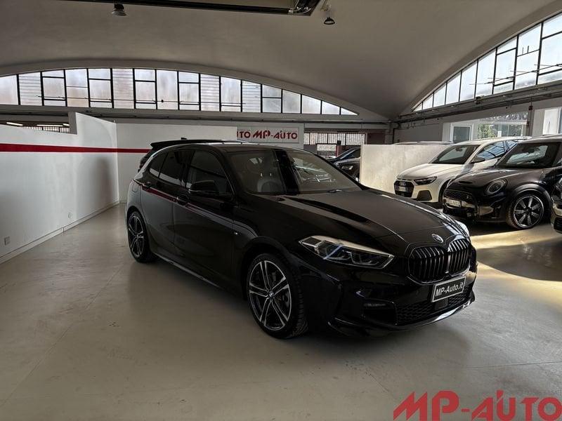 BMW Serie 1 118d 5p. M Sport AUTOMATICA GARANZIA BMW tua a 393,00 al mese