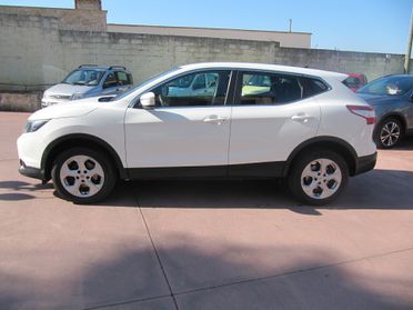 Nissan Qashqai 1.5 dCi Visia