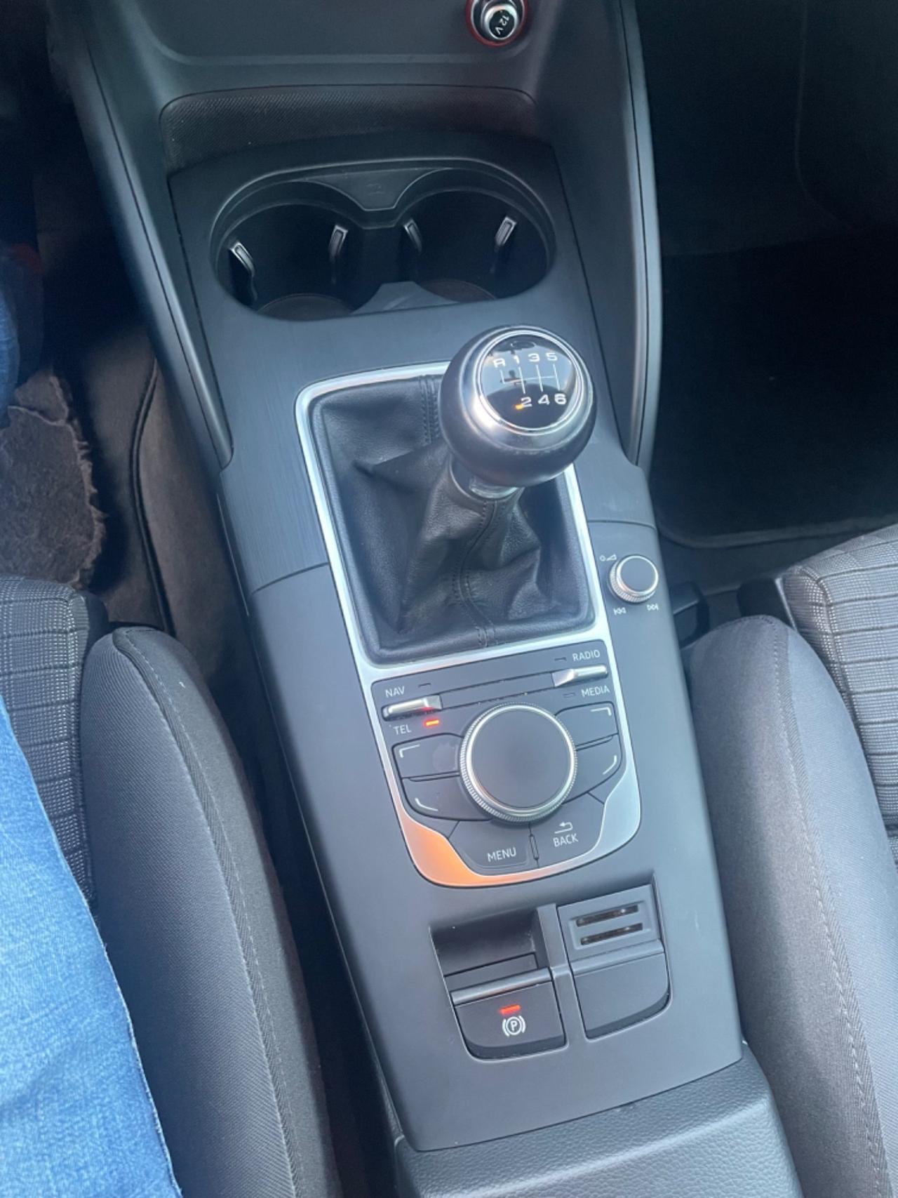 Audi A3 SPB 1.6 TDI ultra Attraction