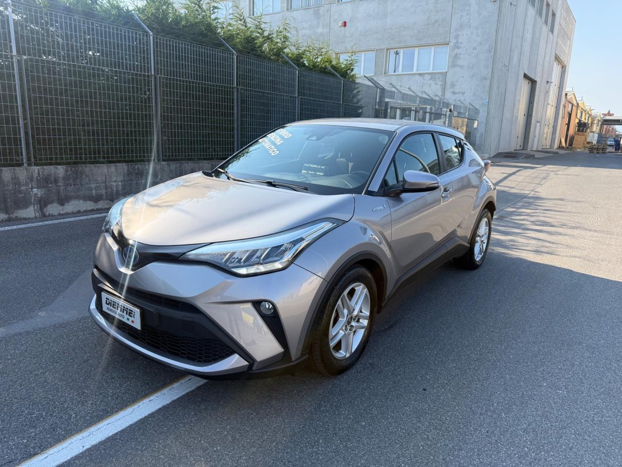 Toyota C-HR 1.8 Hybrid E-CVT Active