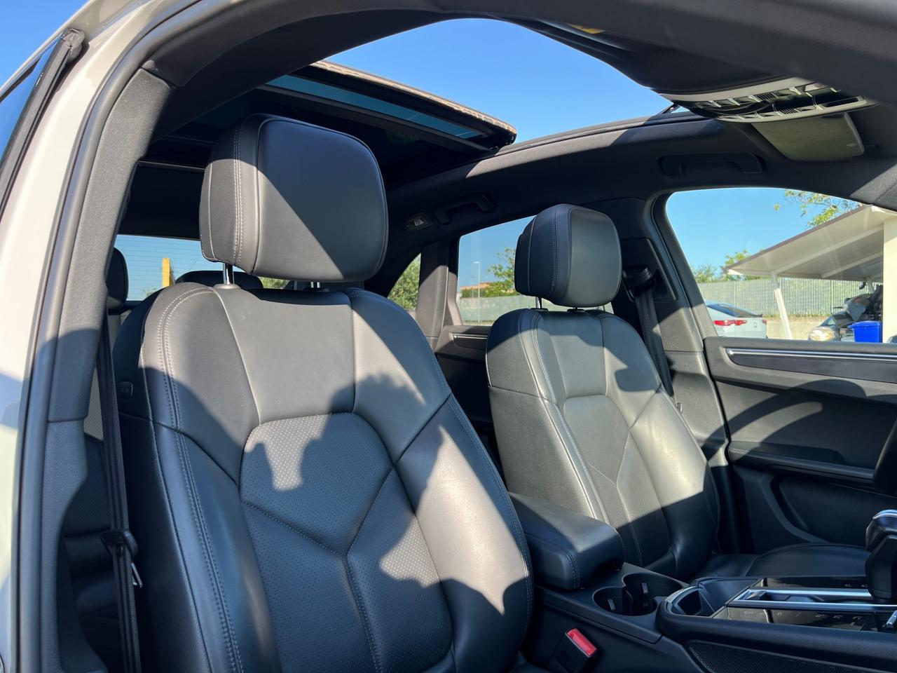 Porsche Macan 2.0 265CV TETTO UNICO PROPRIETARIO IVA ESPOSTA