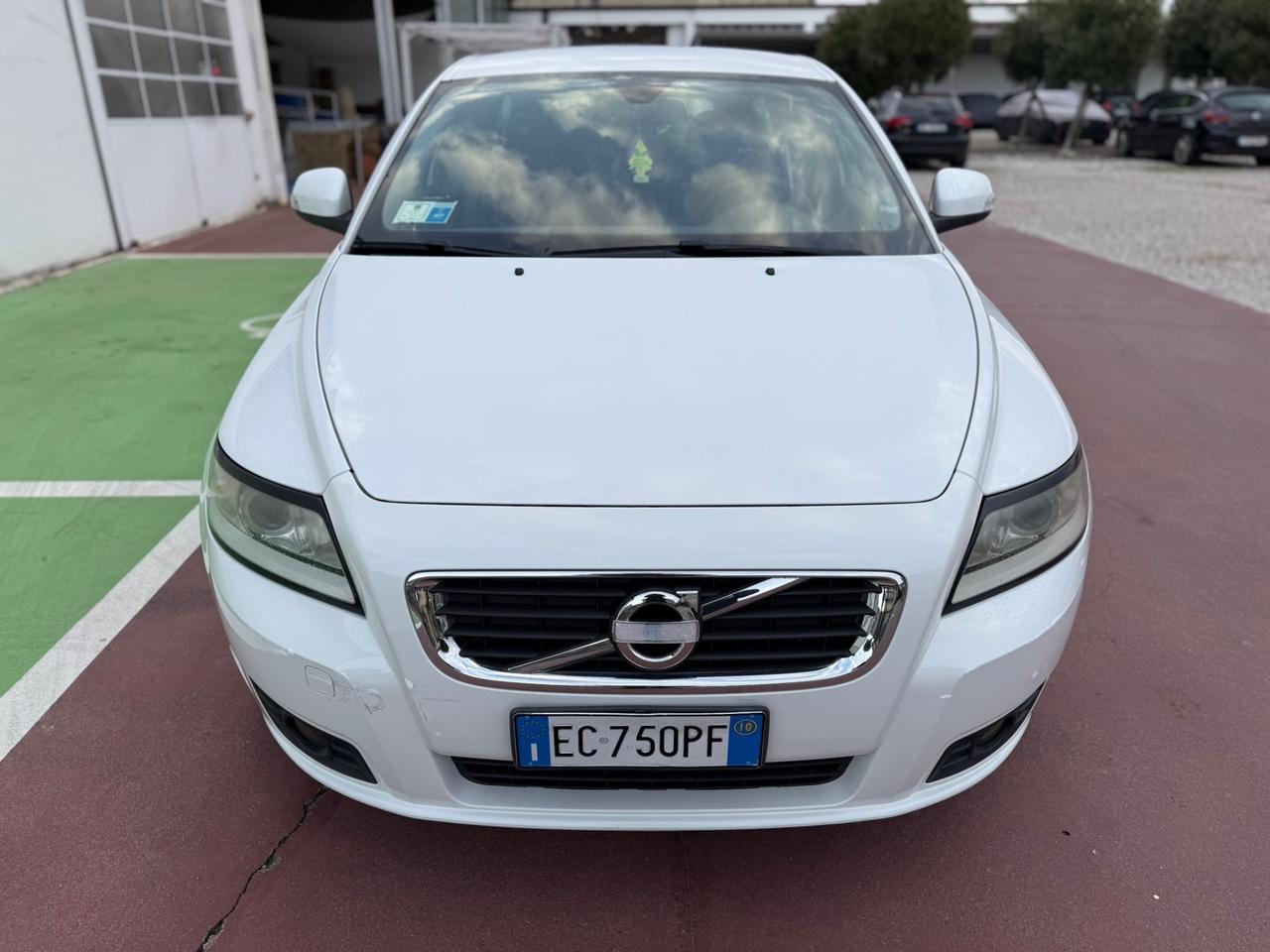 Volvo V50 DRIVe POLAR 1.6 d KM 228.000
