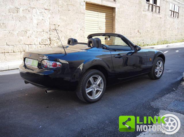 MAZDA MX-5 Roadster Coupé 1.8L Fire