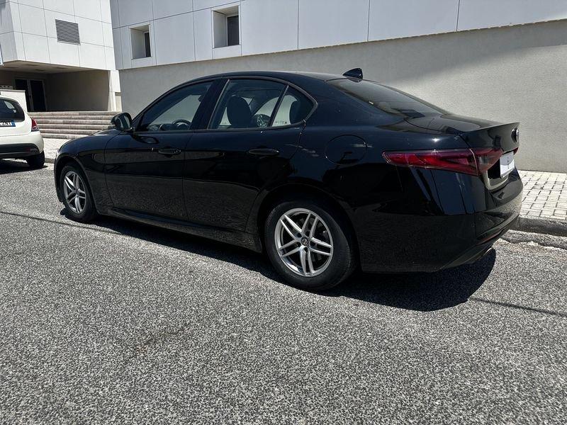 Alfa Romeo Giulia 2.2 Turbo AT8 160CV Business