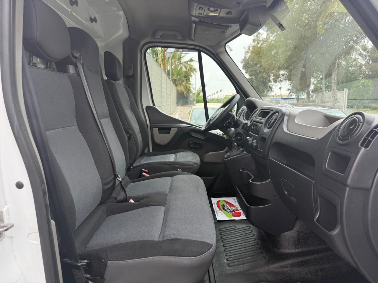 Renault Master 2.3 Diesel Tetto Alto passo Medio