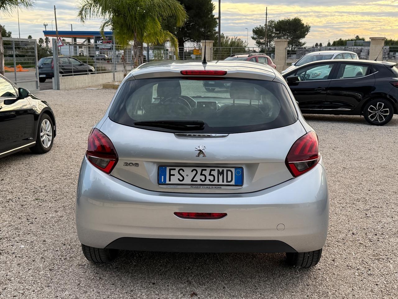 Peugeot 208 BlueHDi 75 5 porte Allure