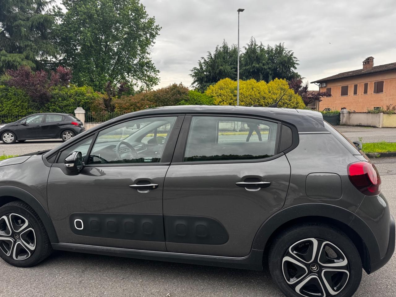 Citroen C3 , euro 6b, 92.000 km, grandinata, anno 2019