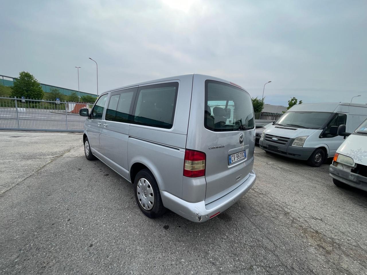 Volkswagen Transporter 2.5 TDI/130CV PC-TM Kombi
