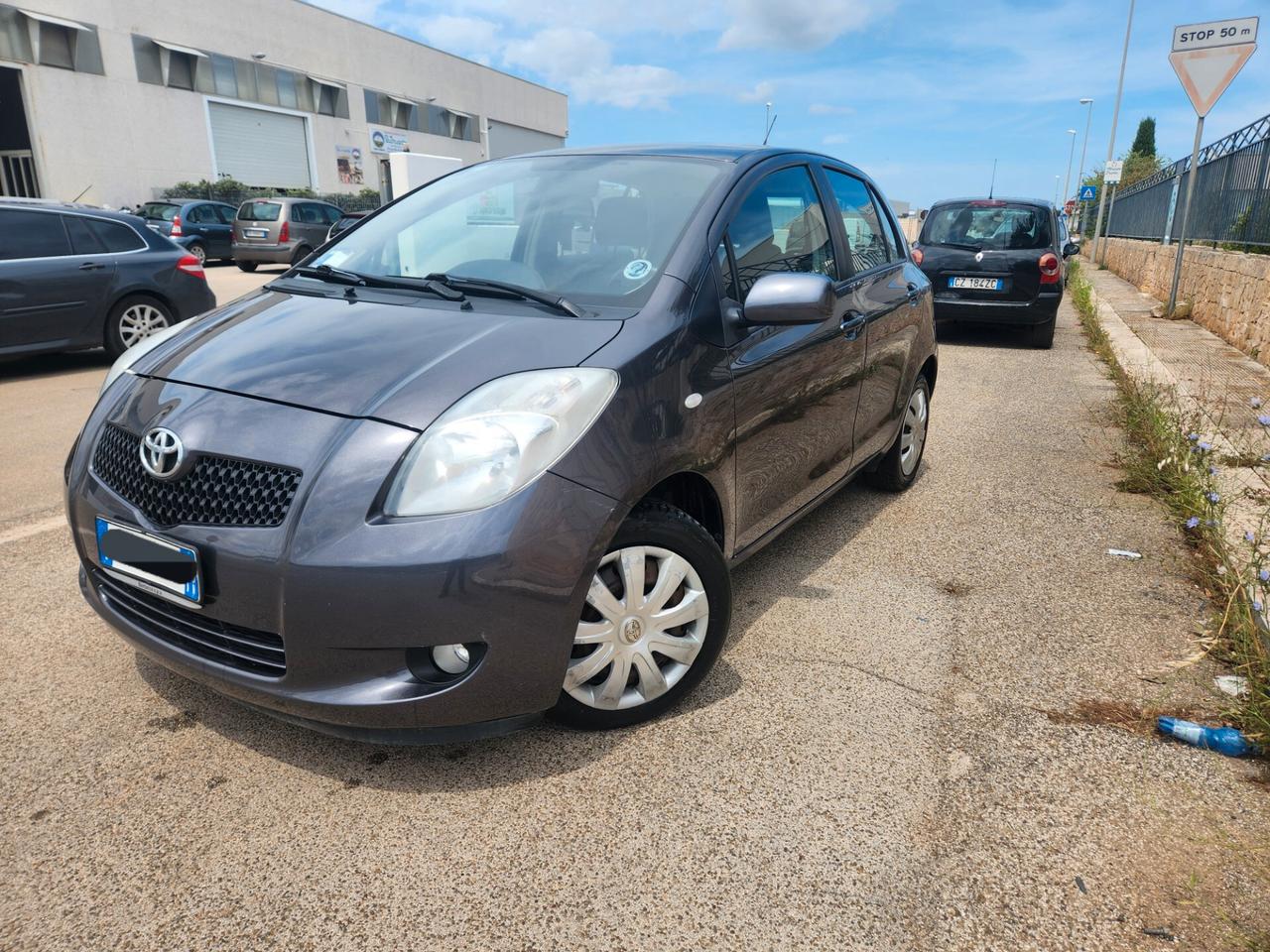 Toyota Yaris 1.0 BENZINA X NEOPATENTATI